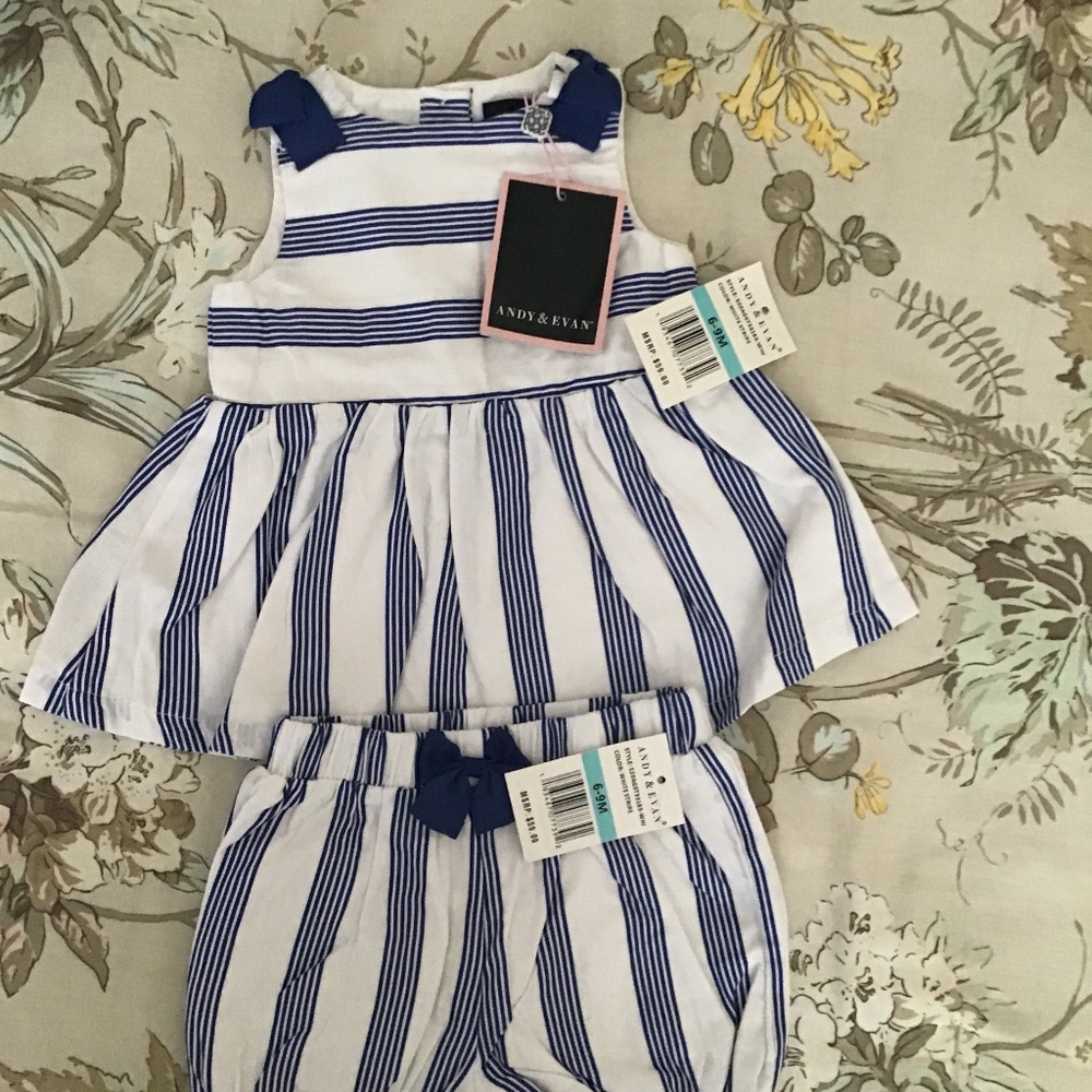 Two piece set for baby girl